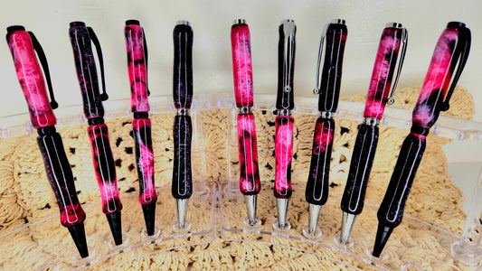 Fem Punk Black/Pink Resin Pen